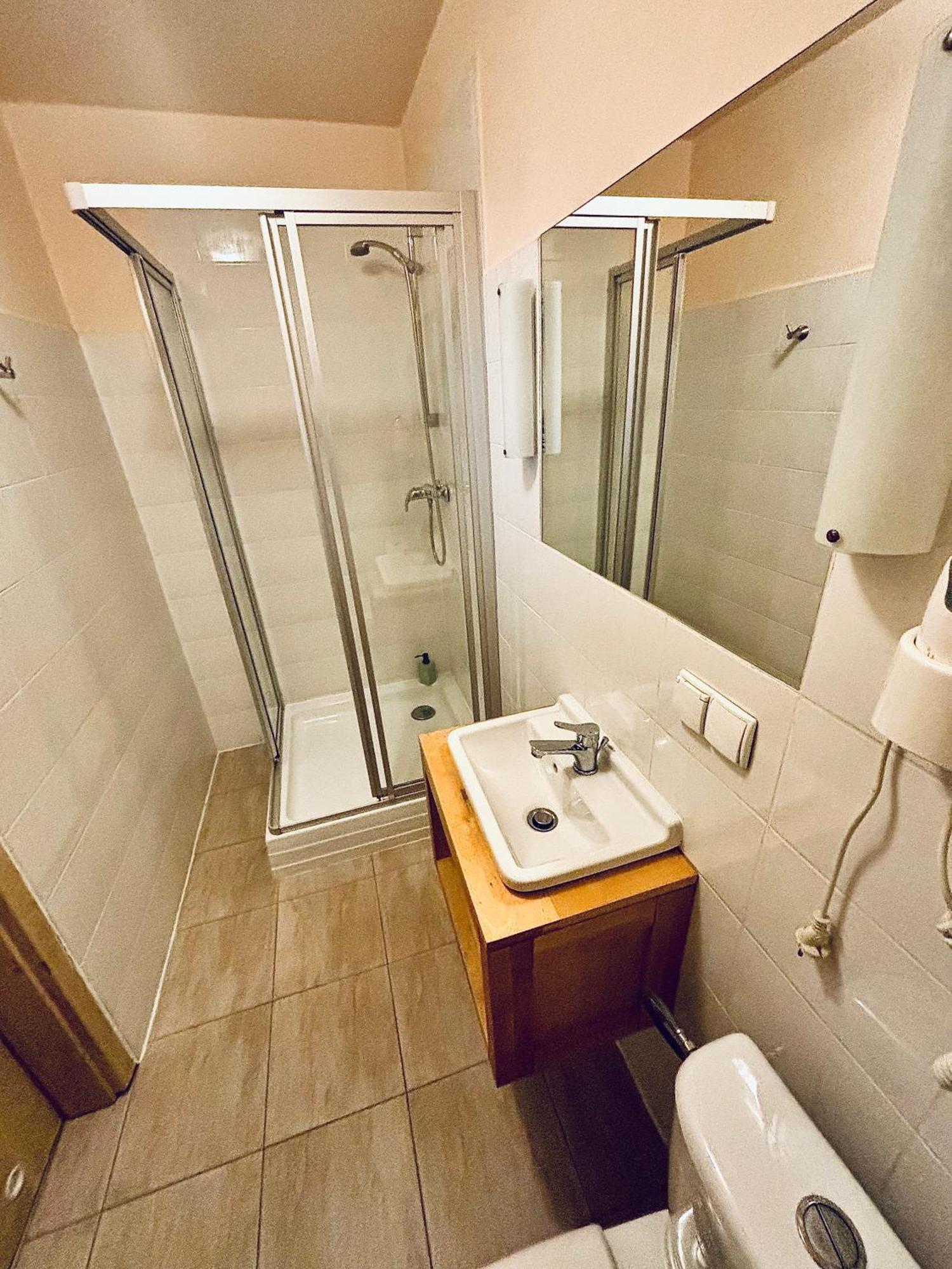 Bedrooms 3 Maja 15a Homestay