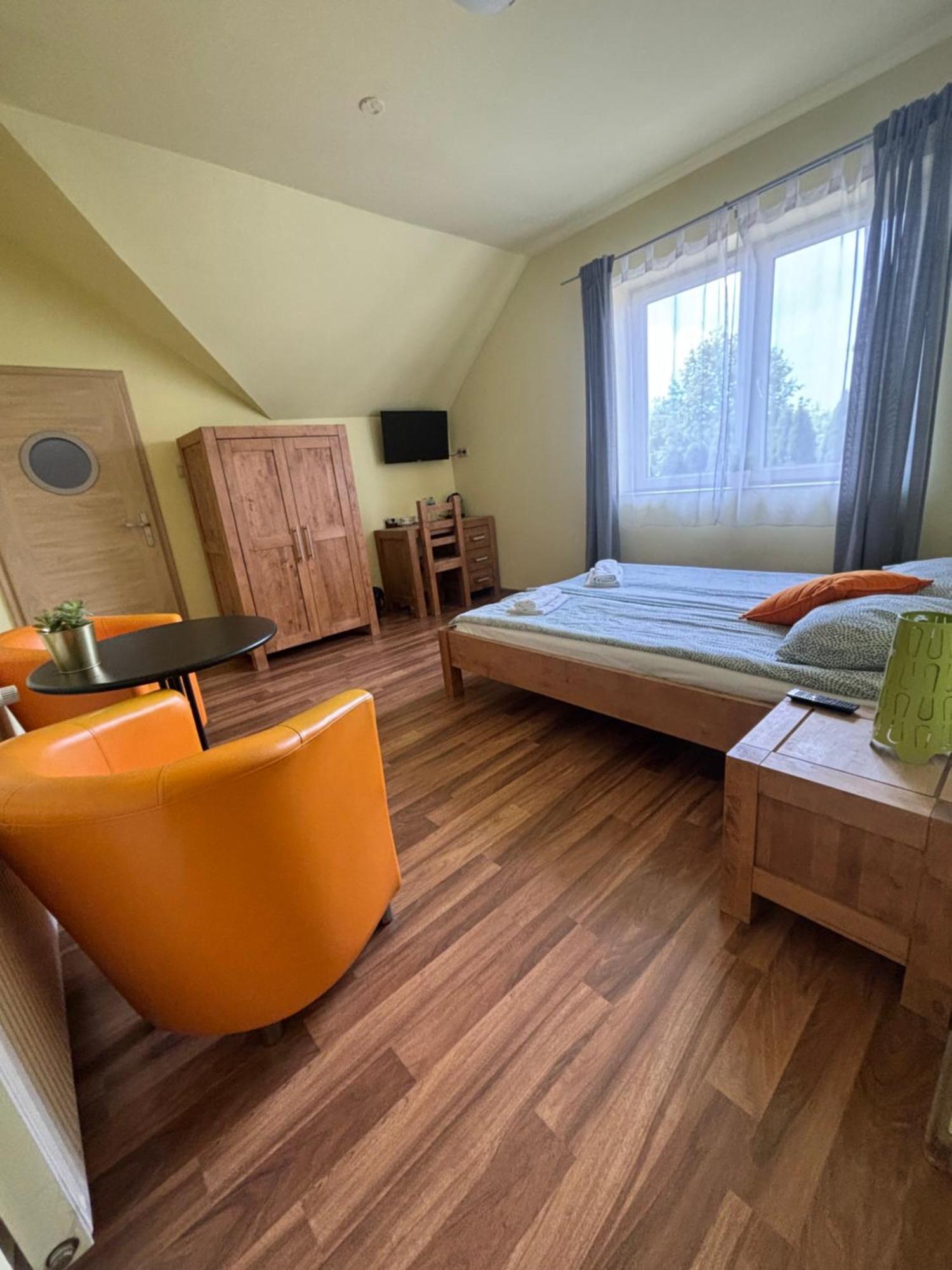 Bedrooms 3 Maja 15a