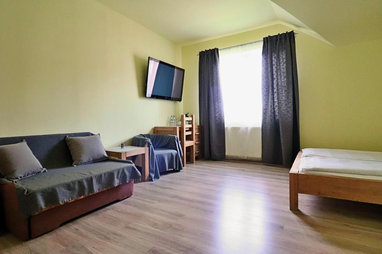 Homestay Bedrooms 3 Maja 15a *